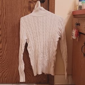 Turtle neck sweater